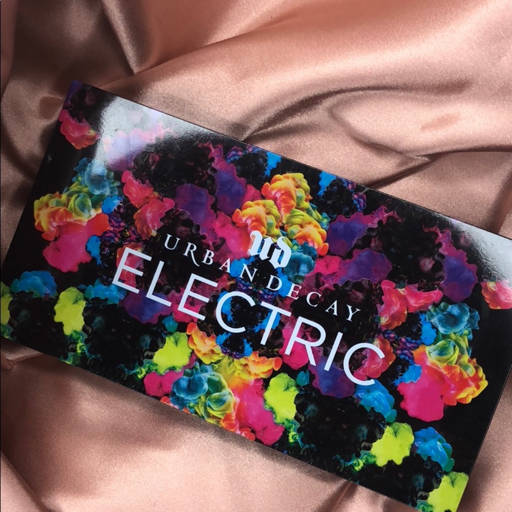 Urban decay electric palette
